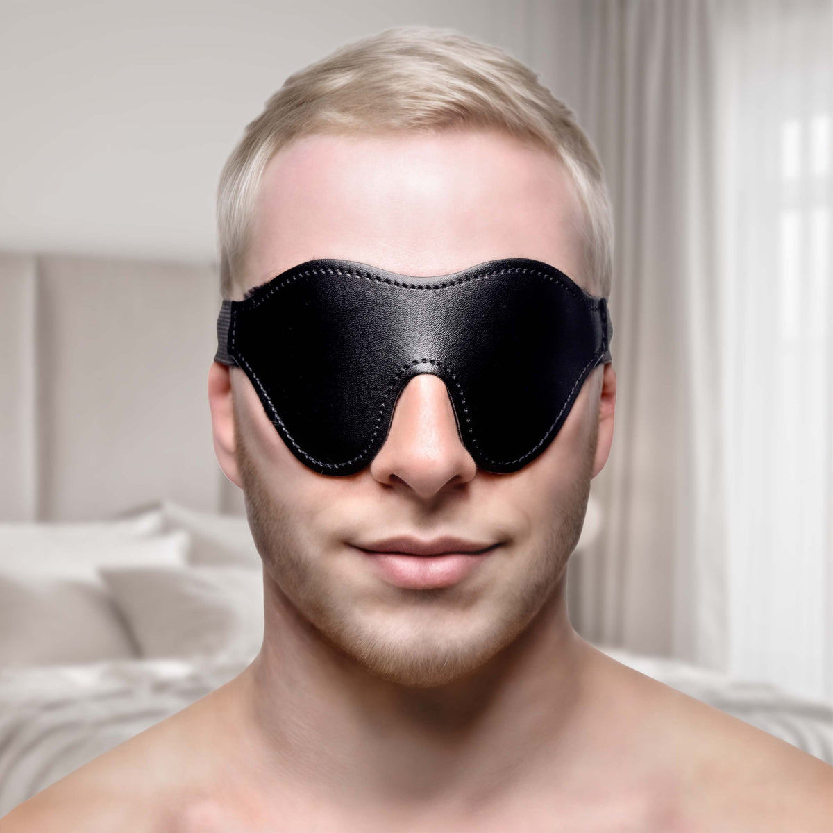 Black Fleece Lined Blindfold – hood and blindfold, Leather