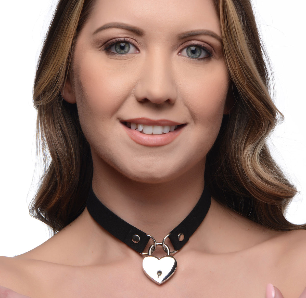 Lock-It Heart Choker, Metal