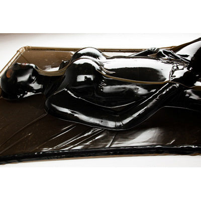 Extreme Black Latex Vacuum Bed – restraints and cuffs, rubber (view 3)